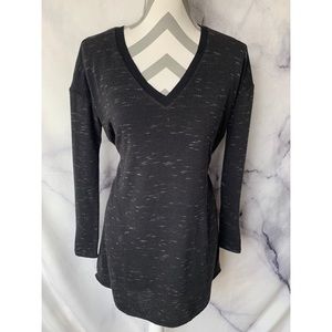 ARITZIA WILFRED long sleeve vneck tunic shirt